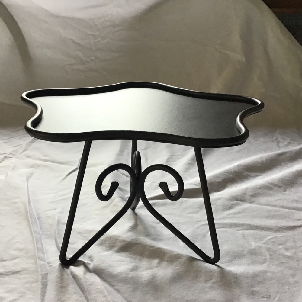 Longaberger Foundry Medium Star Stand